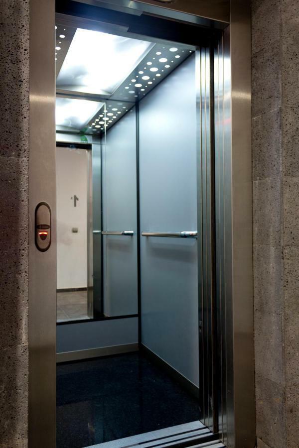 Javicenter Apartment Аресифе Екстериор снимка